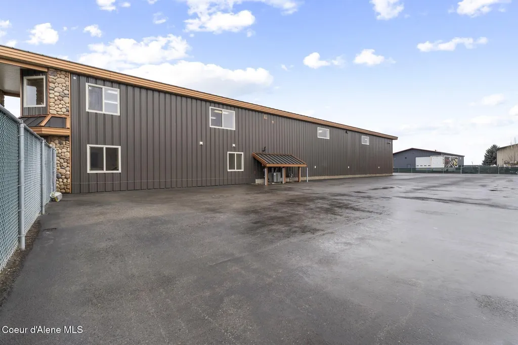 11889 N Tracey Road Hayden ID 83835