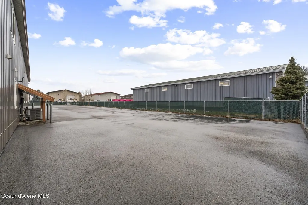11889 N Tracey Road Hayden ID 83835