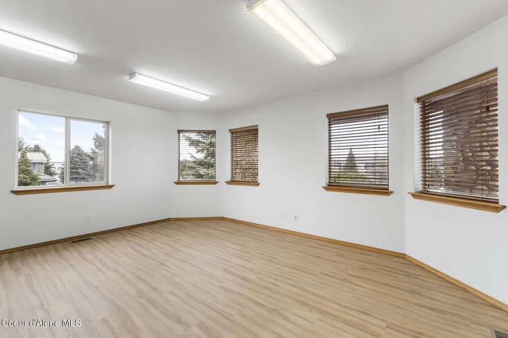 11889 N Tracey Road Hayden ID 83835