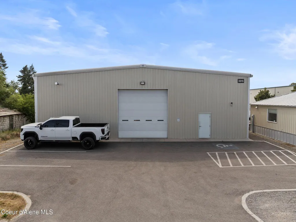 3315 N Tschirley Road Greenacres WA 99016