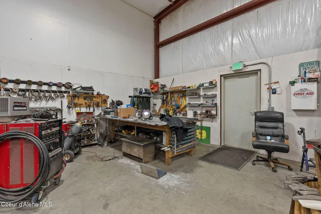 3315 N Tschirley Road Greenacres WA 99016