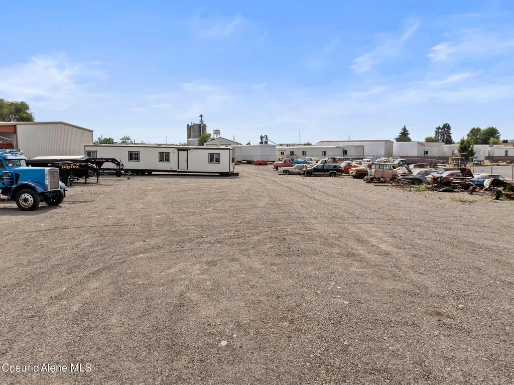3315 N Tschirley Road Greenacres WA 99016