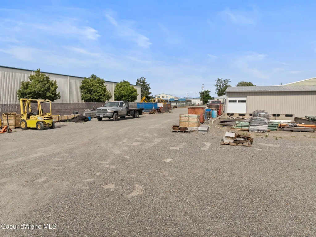 3315 N Tschirley Road Greenacres WA 99016