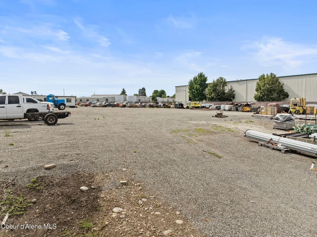 3315 N Tschirley Road Greenacres WA 99016