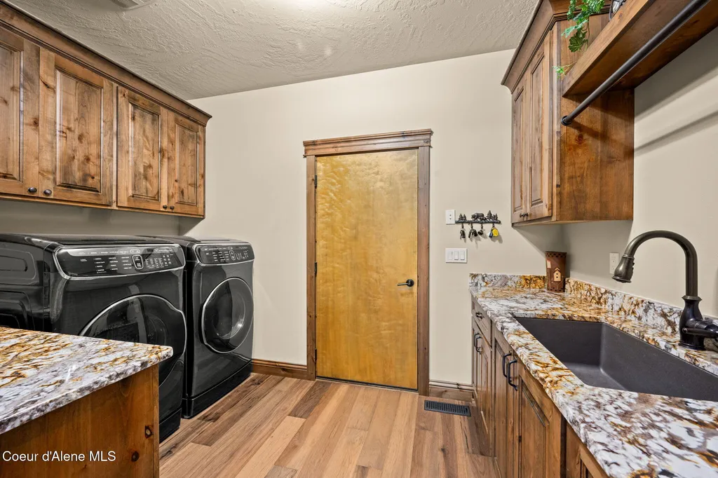 1609 E Amulet Circle Rathdrum ID 83858