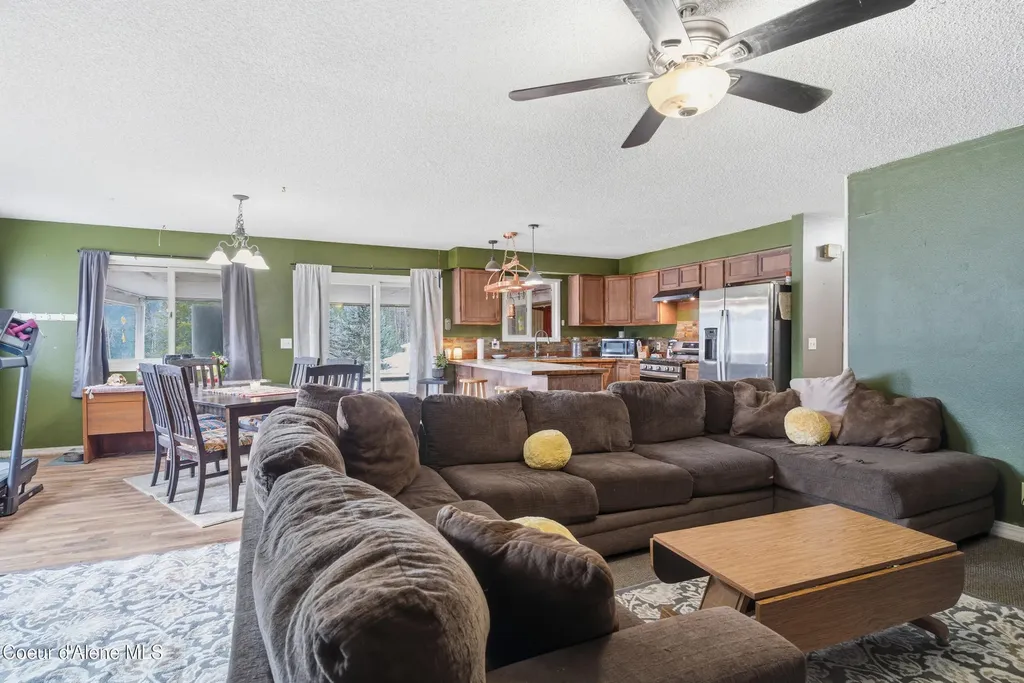 208 Rio Vista Street Osburn ID 83849