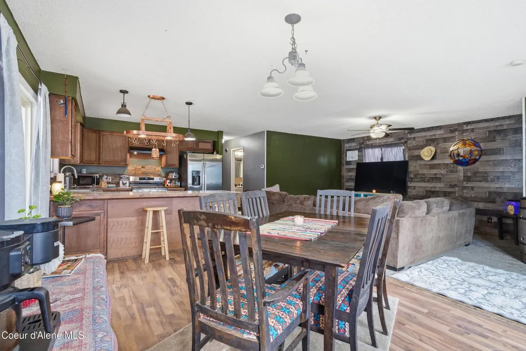 208 Rio Vista Street Osburn ID 83849