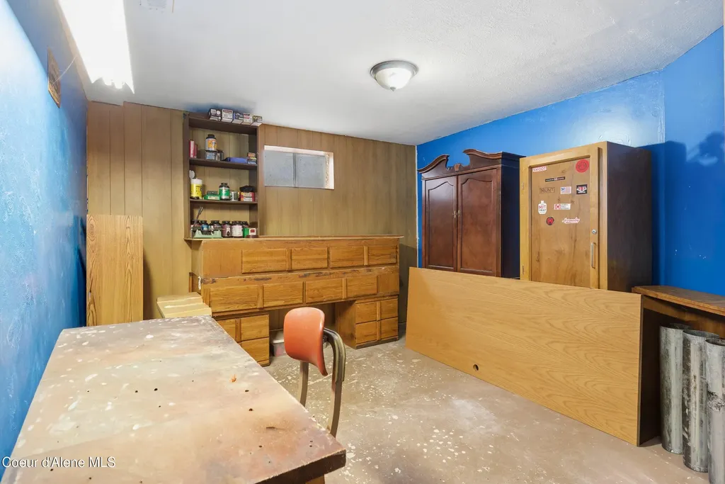208 Rio Vista Street Osburn ID 83849