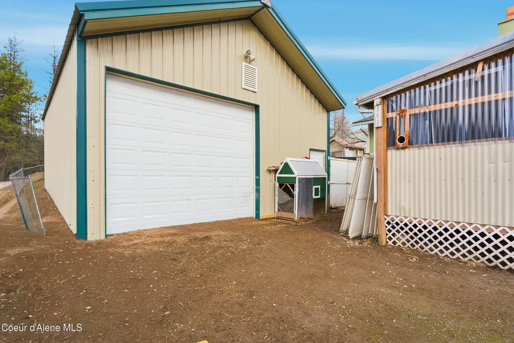 208 Rio Vista Street Osburn ID 83849