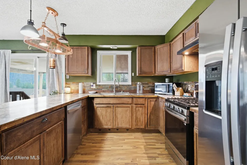 208 Rio Vista Street Osburn ID 83849