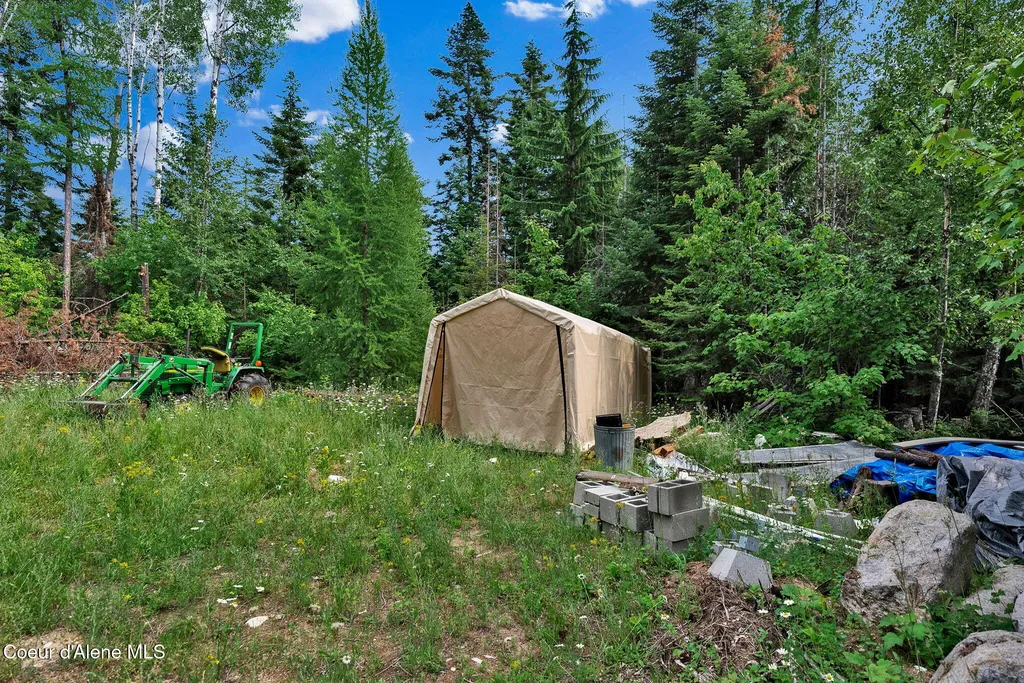 537 E Wrenco Road Sandpoint ID 83864