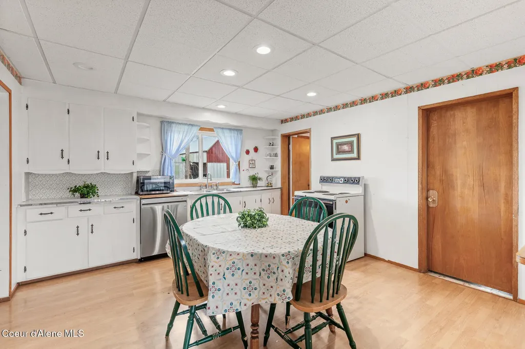210 Rusho Lane Blanchard ID 83804