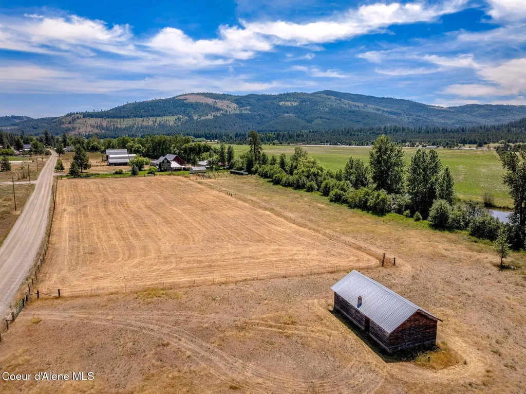 210 Rusho Lane Blanchard ID 83804