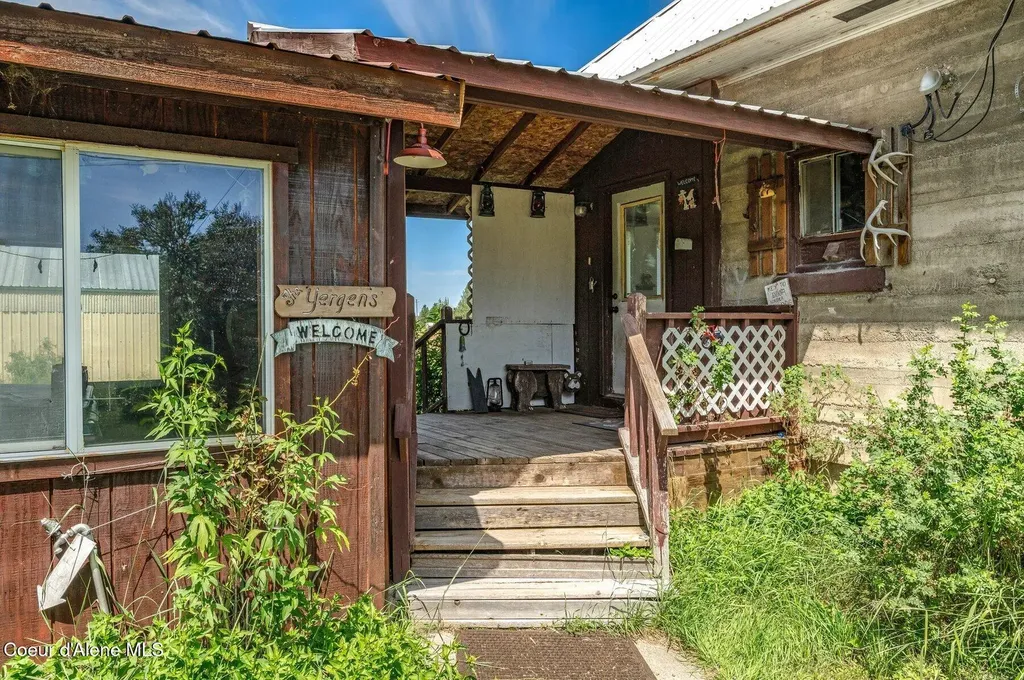 210 Rusho Lane Blanchard ID 83804