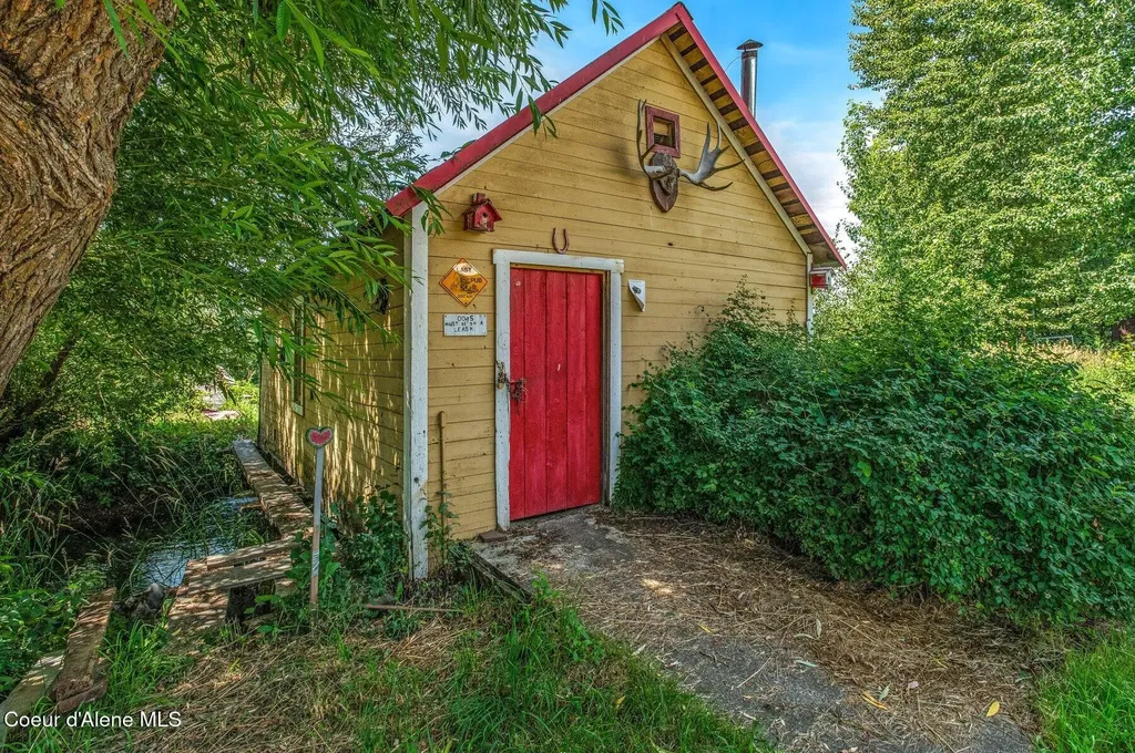 210 Rusho Lane Blanchard ID 83804