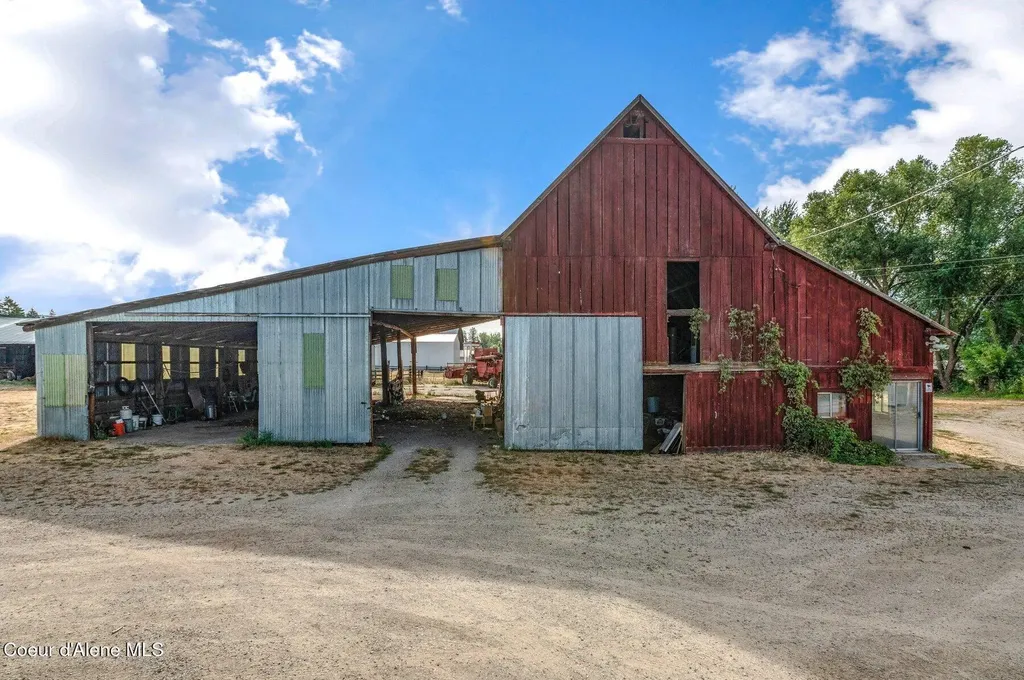 210 Rusho Lane Blanchard ID 83804