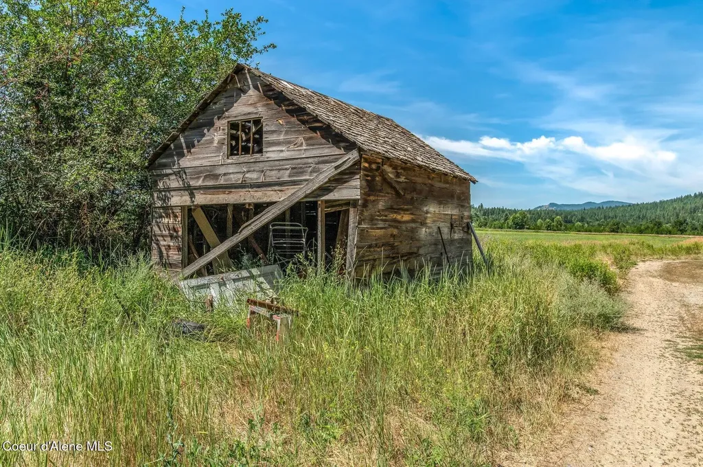 210 Rusho Lane Blanchard ID 83804