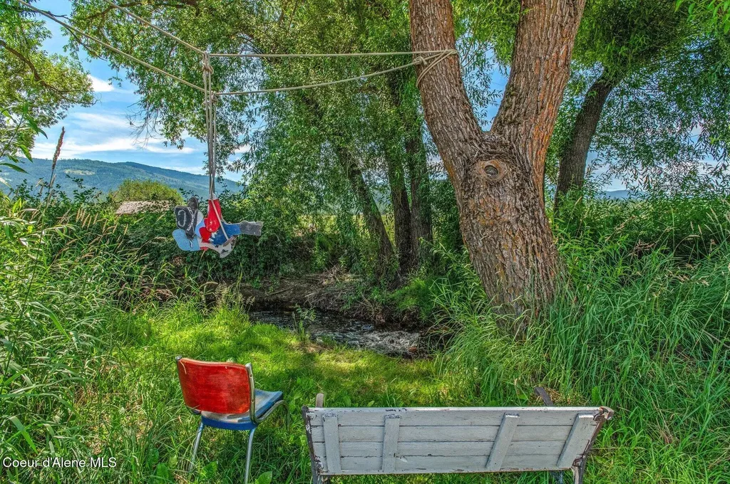 210 Rusho Lane Blanchard ID 83804
