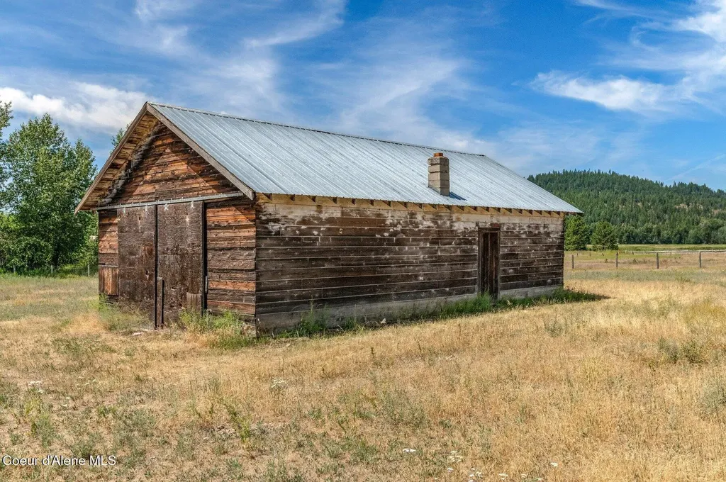 210 Rusho Lane Blanchard ID 83804