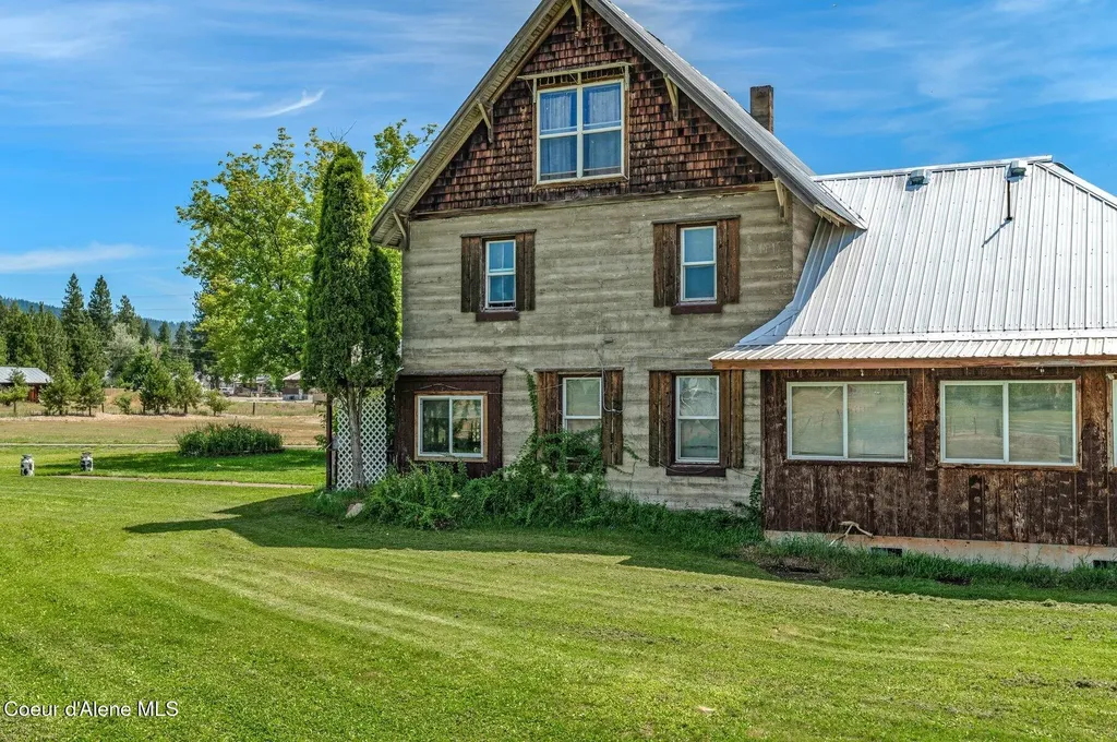 210 Rusho Lane Blanchard ID 83804