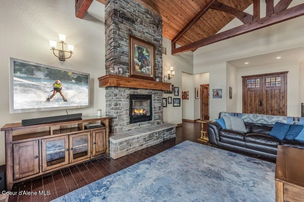 5071 S Fishhawk Court Harrison ID 83833