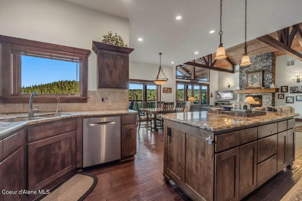 5071 S Fishhawk Court Harrison ID 83833