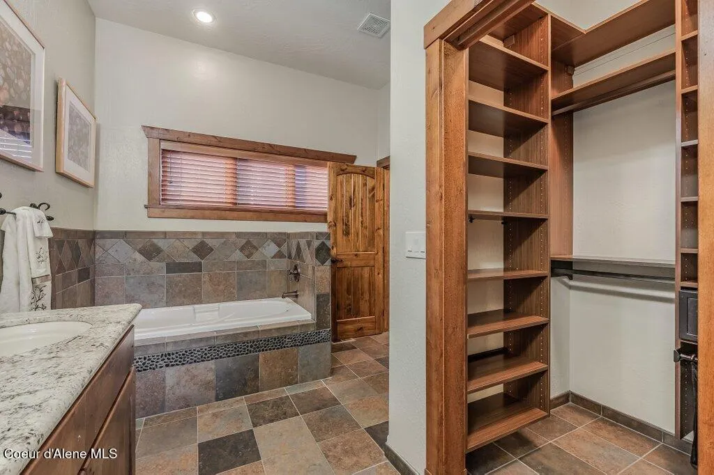 5071 S Fishhawk Court Harrison ID 83833