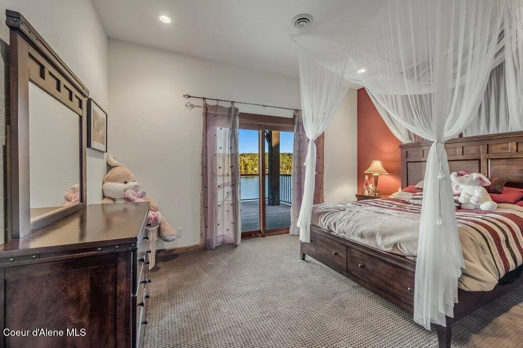 5071 S Fishhawk Court Harrison ID 83833