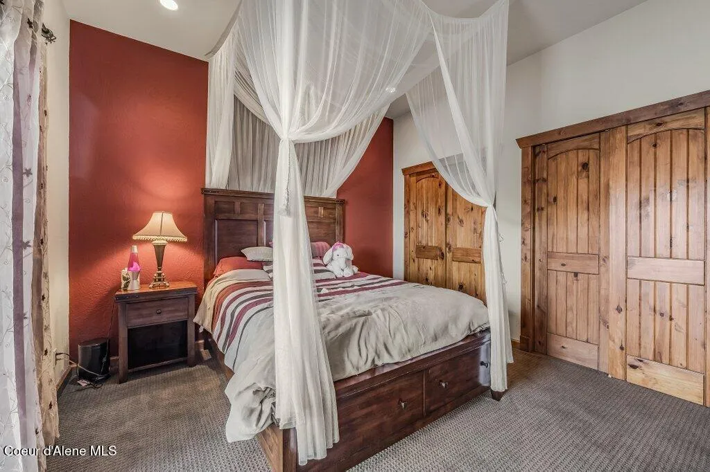 5071 S Fishhawk Court Harrison ID 83833