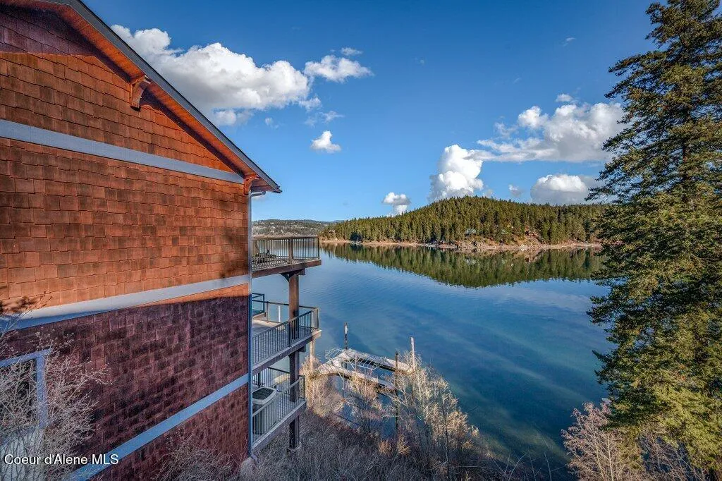 5071 S Fishhawk Court Harrison ID 83833