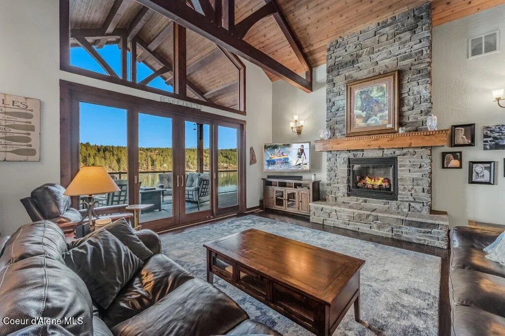 5071 S Fishhawk Court Harrison ID 83833