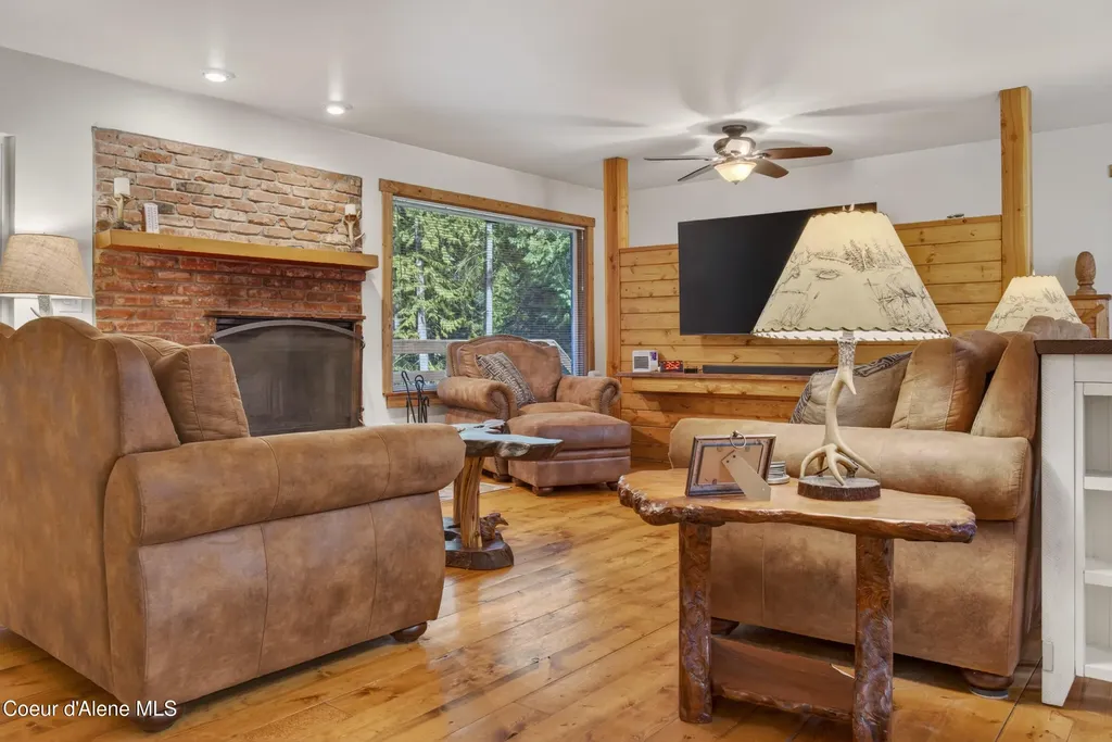 1205 Wooded Acres Drive Sagle ID 83860