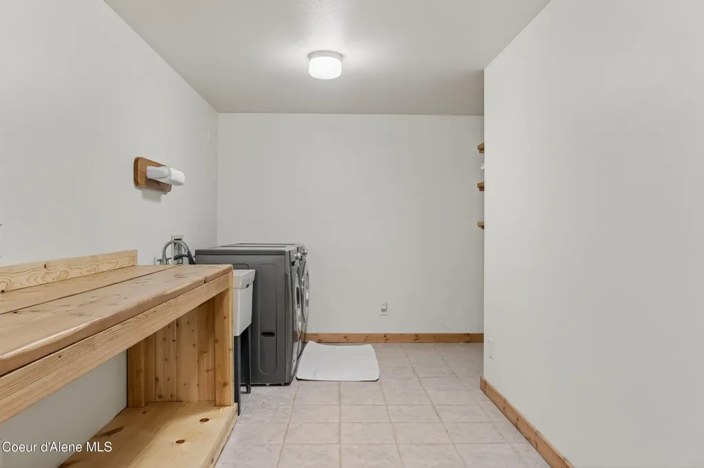 1205 Wooded Acres Drive Sagle ID 83860