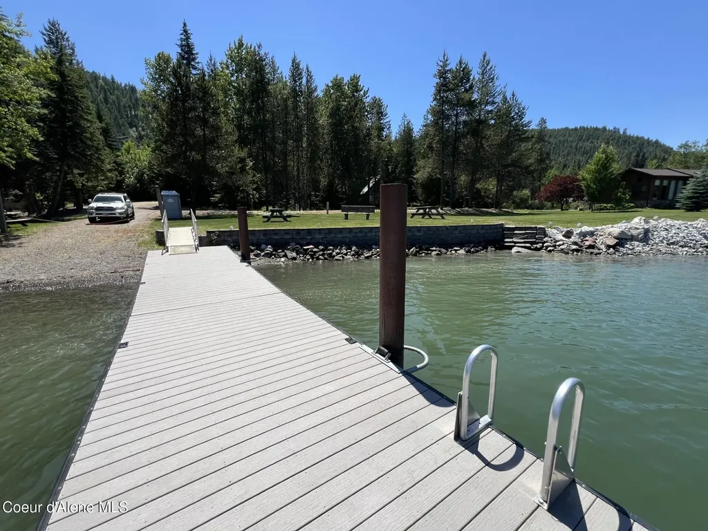 1205 Wooded Acres Drive Sagle ID 83860