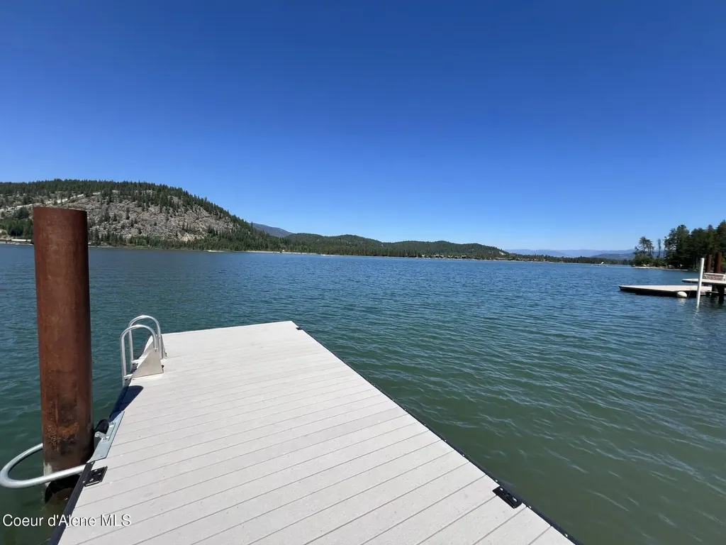 1205 Wooded Acres Drive Sagle ID 83860
