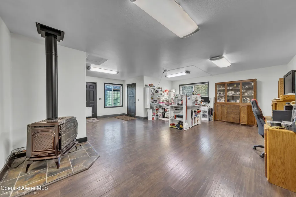 4725 W Highway 53 Rathdrum ID 83858