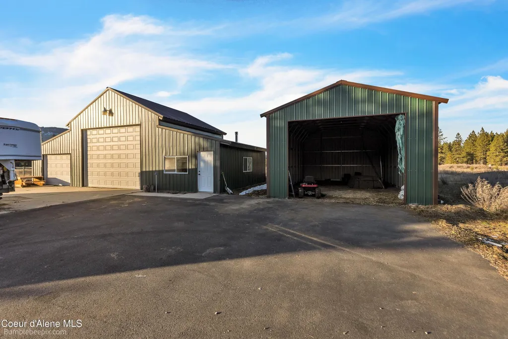 4725 W Highway 53 Rathdrum ID 83858