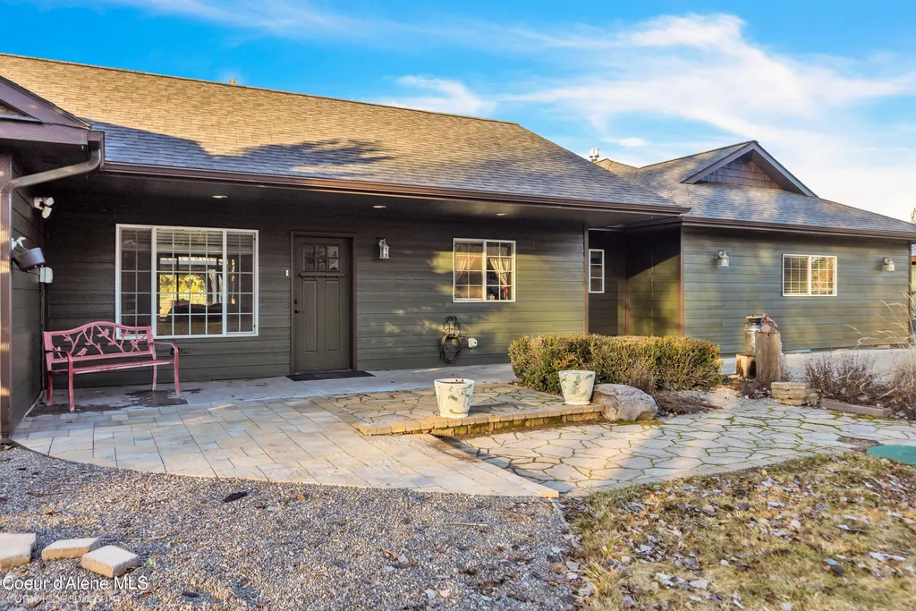 4725 W Highway 53 Rathdrum ID 83858