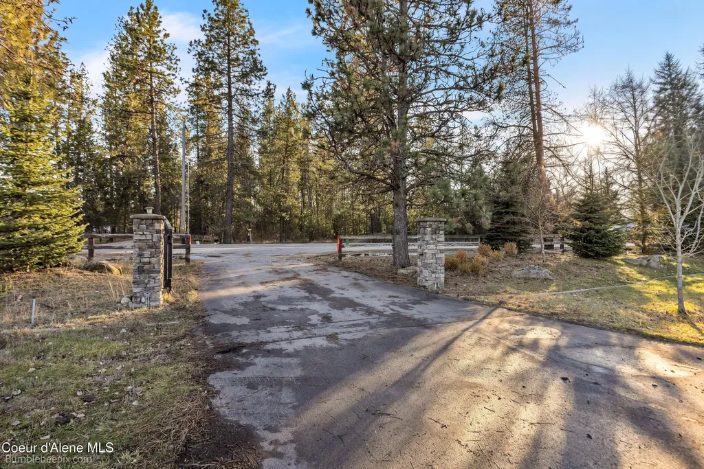 4725 W Highway 53 Rathdrum ID 83858