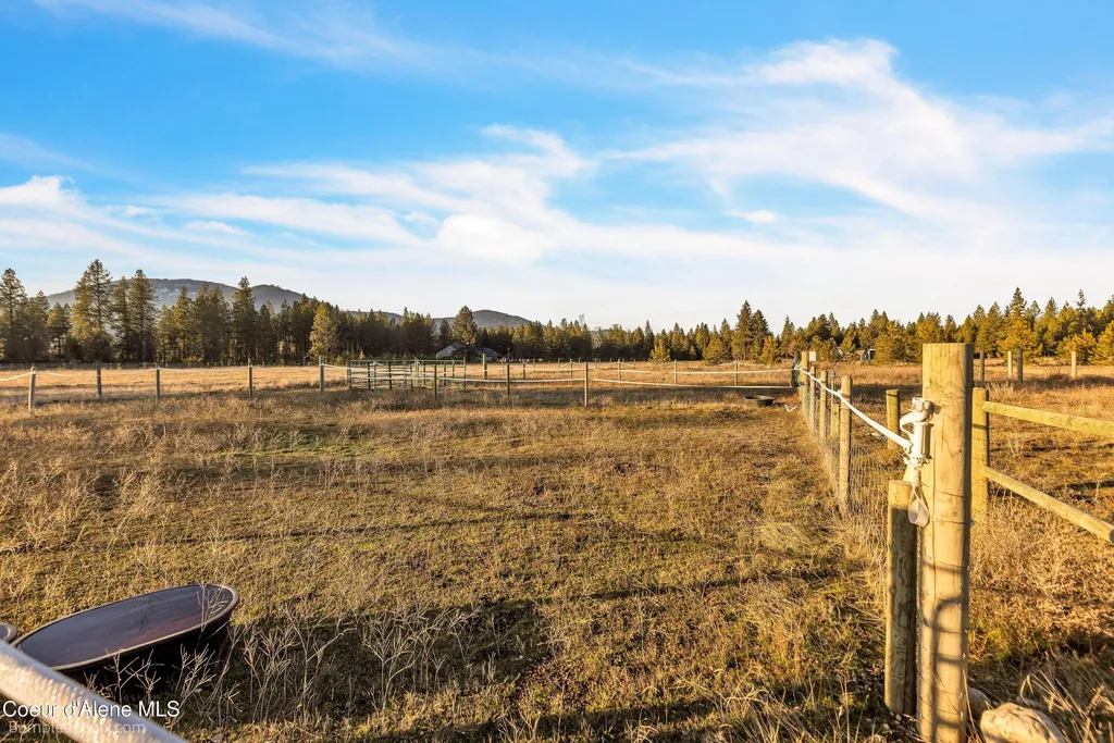4725 W Highway 53 Rathdrum ID 83858