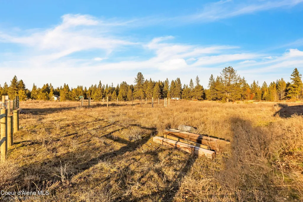 4725 W Highway 53 Rathdrum ID 83858