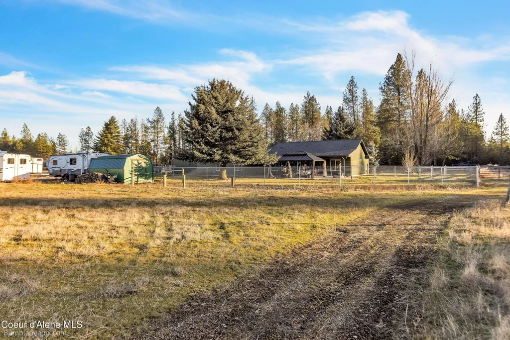 4725 W Highway 53 Rathdrum ID 83858