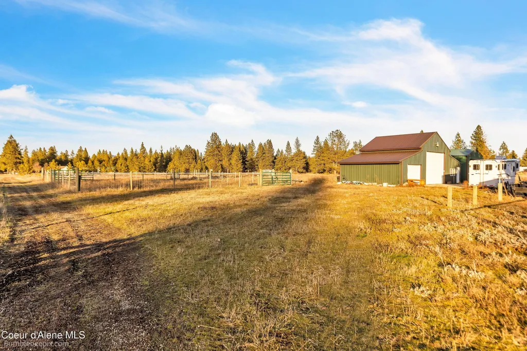 4725 W Highway 53 Rathdrum ID 83858