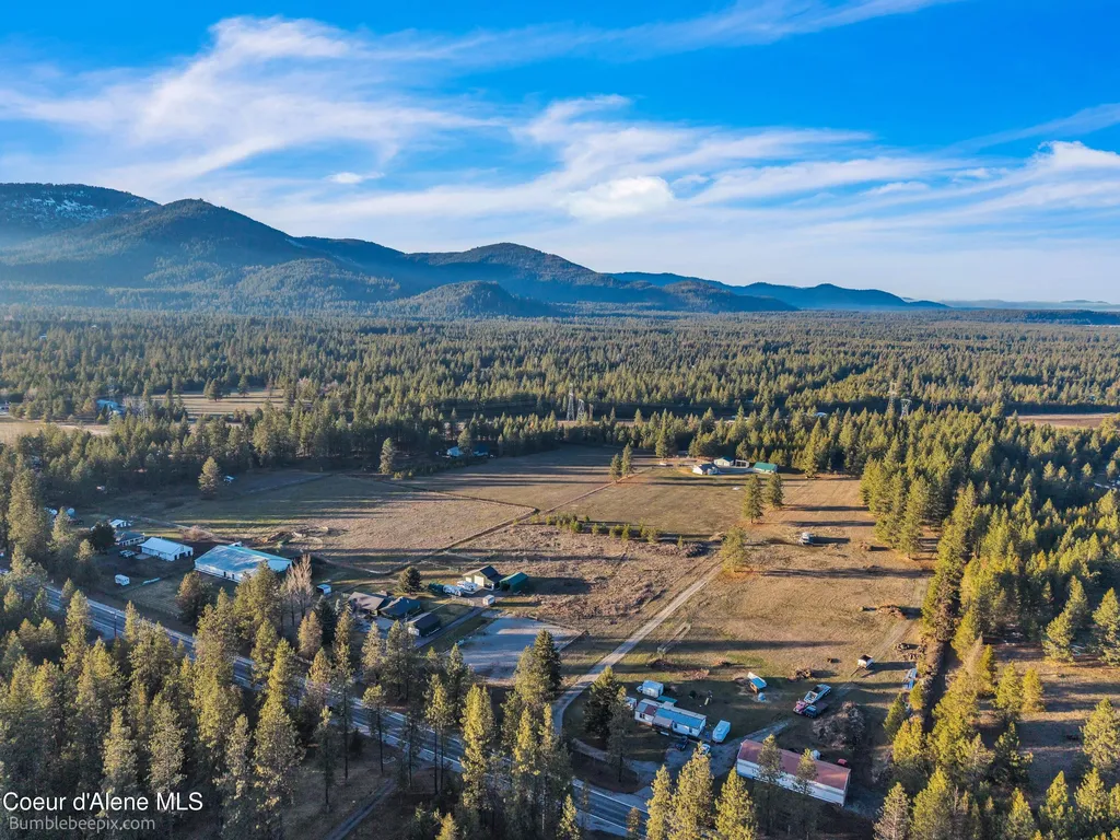 4725 W Highway 53 Rathdrum ID 83858