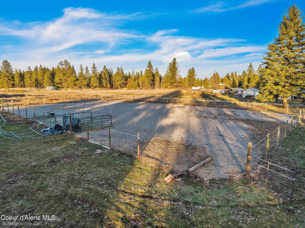 4725 W Highway 53 Rathdrum ID 83858