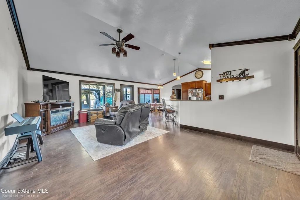 4725 W Highway 53 Rathdrum ID 83858