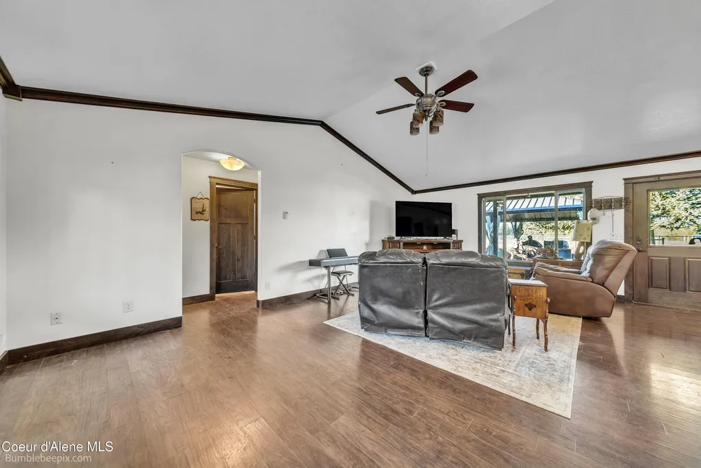 4725 W Highway 53 Rathdrum ID 83858