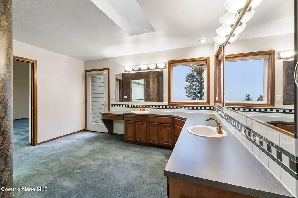 7335 N Five Mile Road Spokane WA 99208