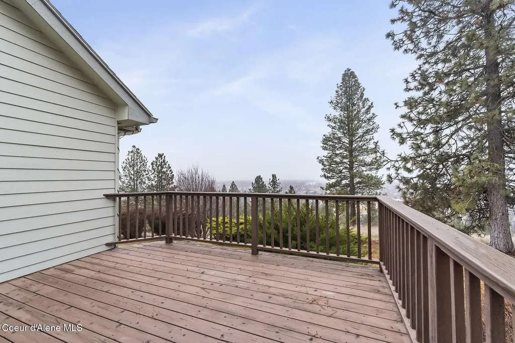 7335 N Five Mile Road Spokane WA 99208