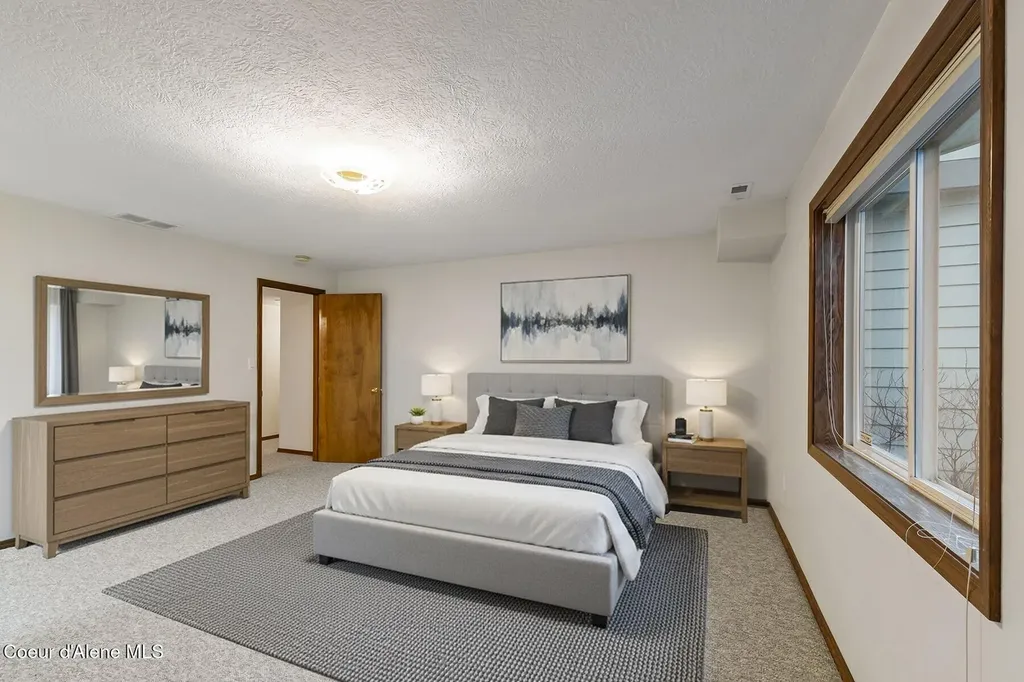 7335 N Five Mile Road Spokane WA 99208